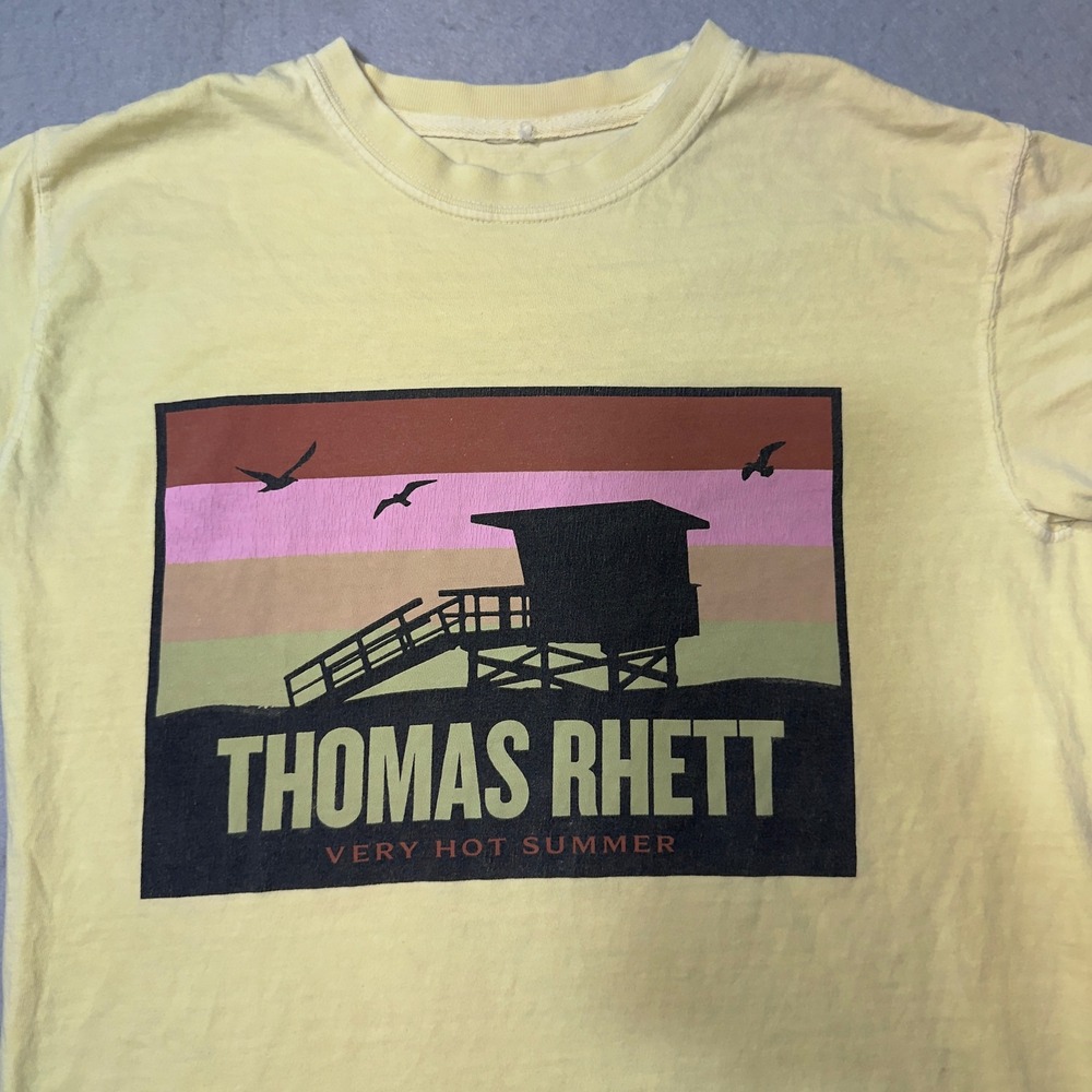 Thomas Rhett Very Hot Summer Tour Graphic T-Shirt Yellow Mens Small S‎